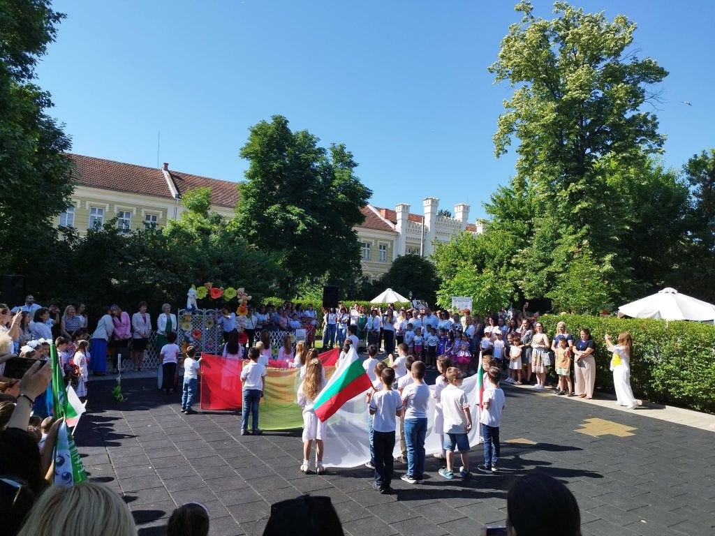Панорама на предучилищното образование - ДГ Незабравка - Гулянци
